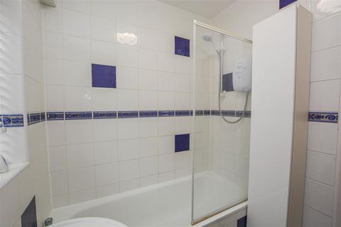 83 Shevon Way, Brentwood, CM14 4PL