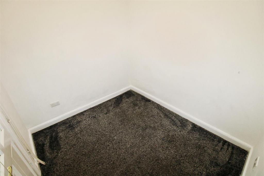 Bedroom 2 / Occasional Room