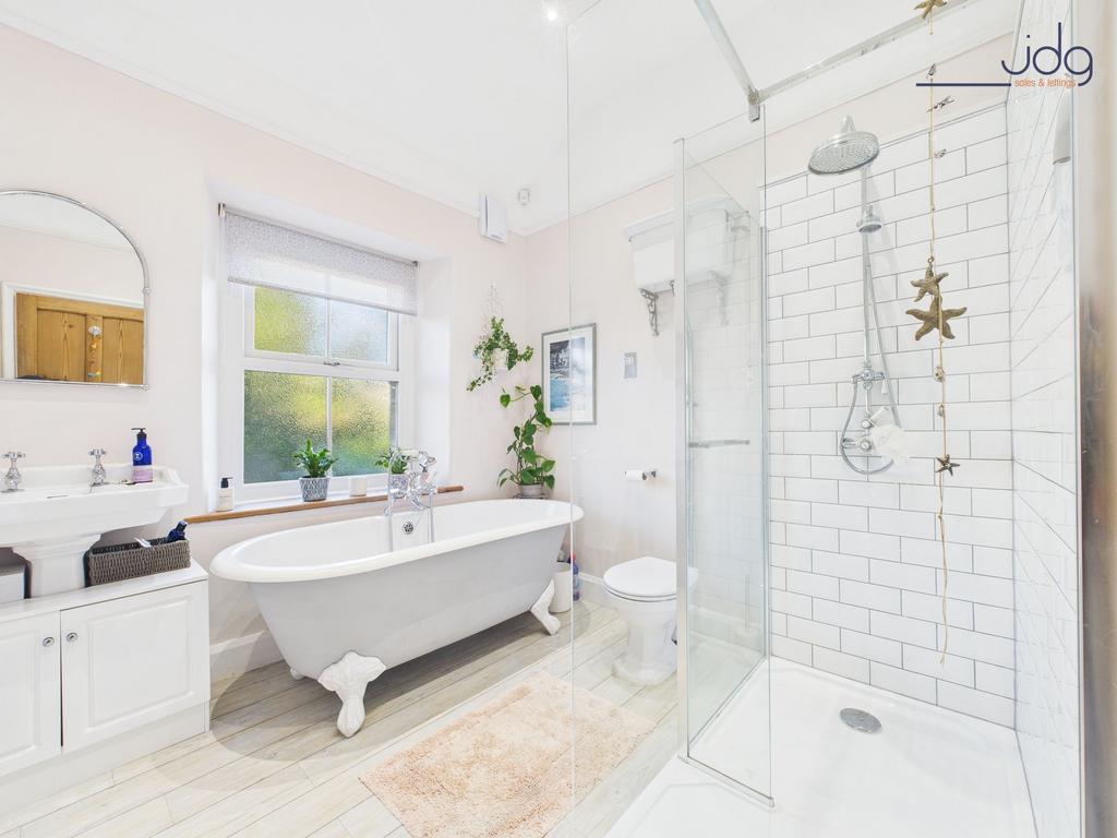 Four Piece Bathroom