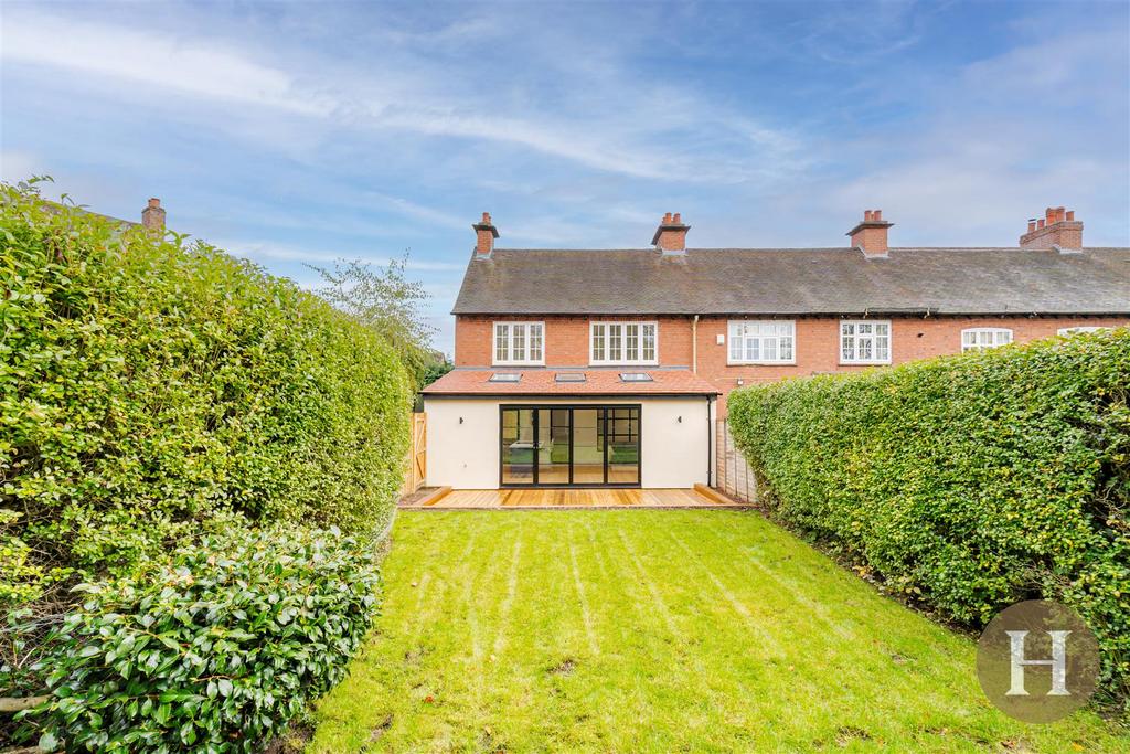 Hadleigh Estate Agents-63.jpg