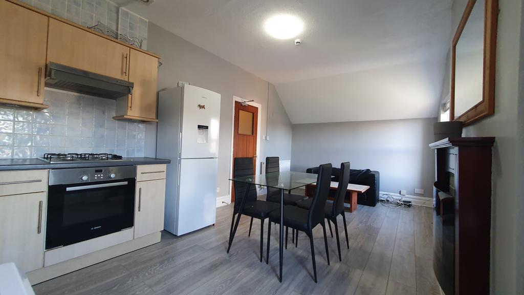 One bedroom ground floor flat to rent