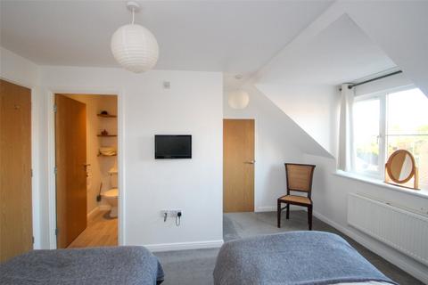 14 Walker Place, Hamble, Southampton, SO31 4BL