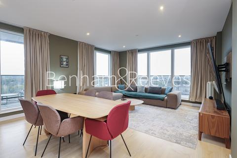 undefined, Pump House Crescent, Kew Bridge West TW8