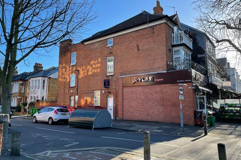 undefined, Kew Road, Richmond TW9