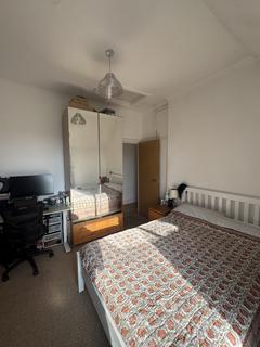 undefined, Kew Road, Richmond TW9