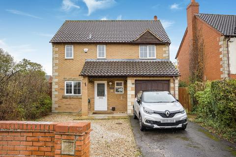 Kingsclere Drive, Bishops Cleeve, Cheltenham, GL52 8TG