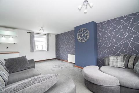 undefined, Auchentoshan Avenue, Duntocher