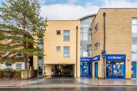 undefined, High Street, Hampton, TW12