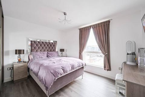 1 bedroom flat to rent, Honour Lea Avenue, Stratford, London, E20