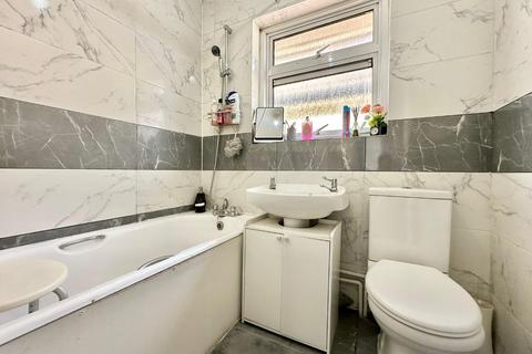 46 Lime Grove, Hayes, UB3 1JL