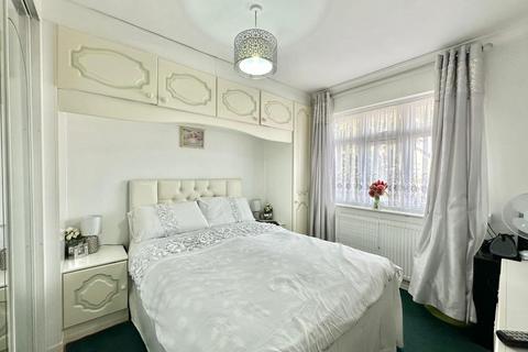 46 Lime Grove, Hayes, UB3 1JL