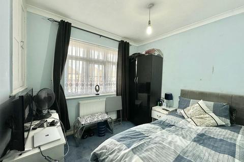 46 Lime Grove, Hayes, UB3 1JL