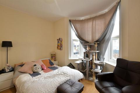 1 bedroom ground floor flat for sale, Chester Road, Walthamstow