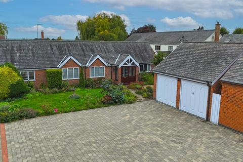undefined, Manor Farm Close, Tugby LE7