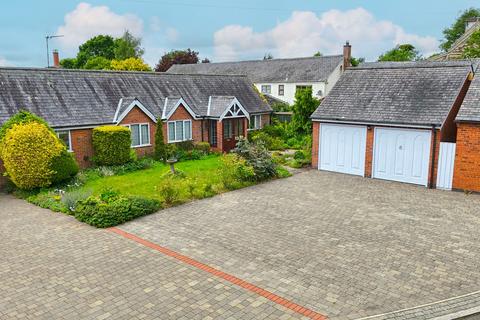 3 bedroom detached bungalow for sale, Manor Farm Close, Leicester LE7