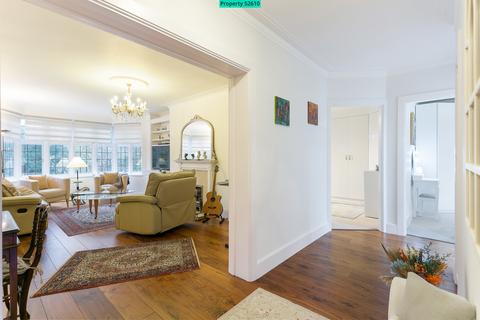 3 bedroom apartment for sale, Highlands Heath, Portsmouth Road, London, SW15 3TY