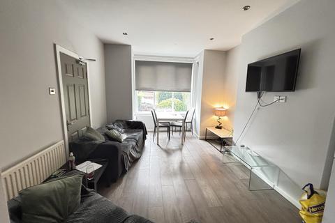 4 bedroom house to rent, Stanmore Street, Leeds LS4