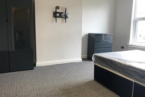 3 bedroom house to rent, Brudenell Street, Leeds LS6