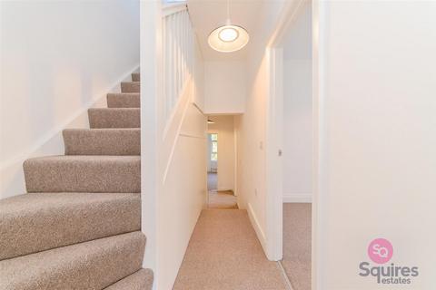 3 bedroom flat for sale, Squires Lane, Finchley, London
