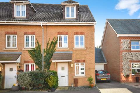 4 bedroom terraced house for sale, Osborne Way, Rose Green, PO21 3FE
