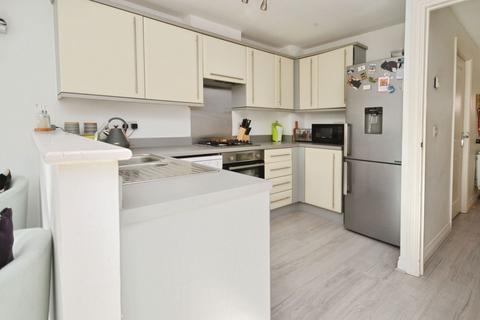 4 bedroom terraced house for sale, Osborne Way, Rose Green, PO21 3FE