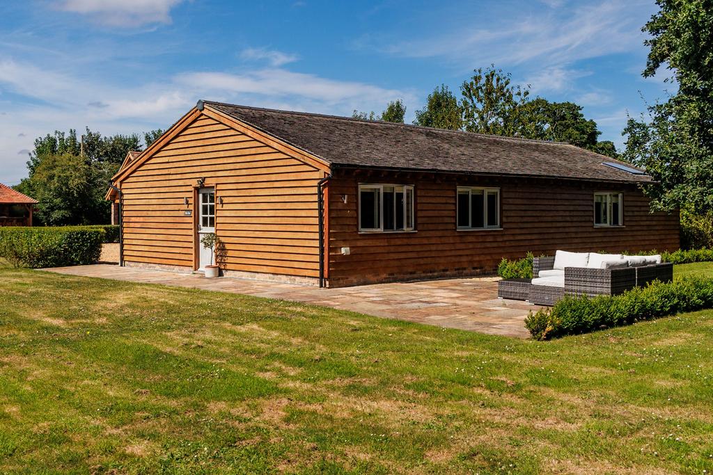 Lodge (2)