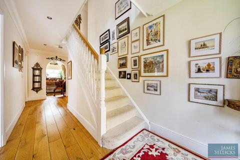 4 bedroom detached house for sale, Beggars Roost, Great Glen, Leicestershire