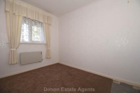 2 bedroom retirement property for sale, Pearce Court, Gosport