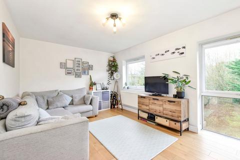 undefined, Riverside Close, Kings Langley, WD4