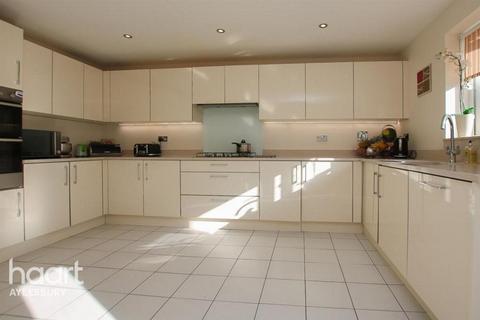 undefined, Jupiter Close, Aylesbury