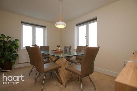 undefined, Jupiter Close, Aylesbury