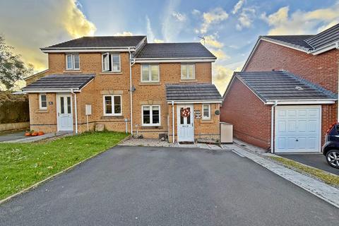 undefined, Llanharan, Pontyclun CF72