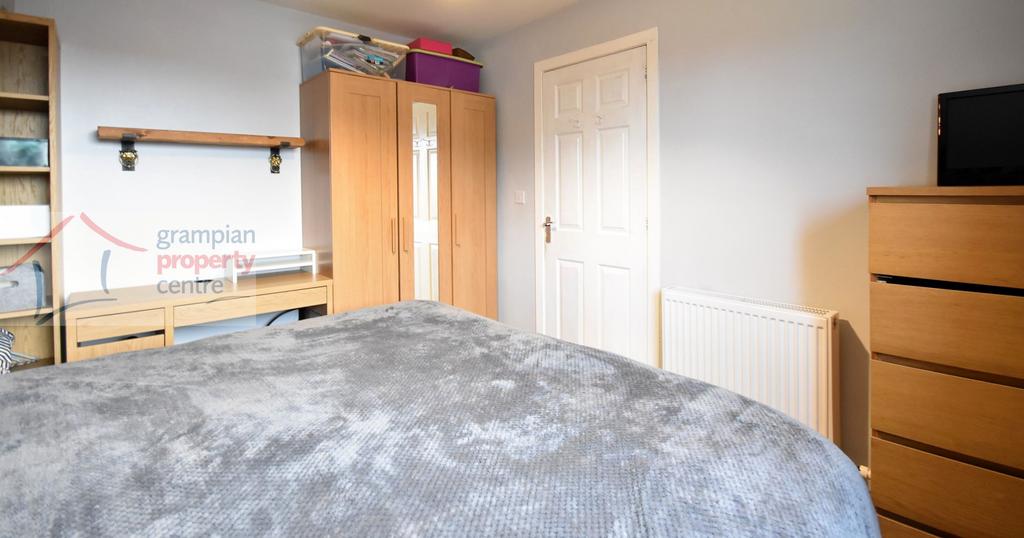 Bed 1 3rd .JPG