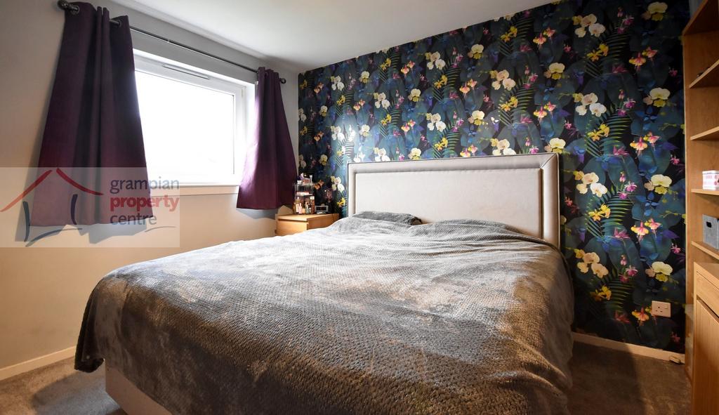 Bed 1.JPG