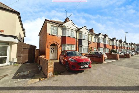 Sturdee Avenue, Gillingham, Kent, ME7