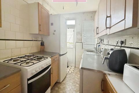 3 bedroom end of terrace house for sale, Sturdee Avenue, Gillingham, Kent, ME7