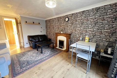 undefined, Swan Mead, Luton LU4