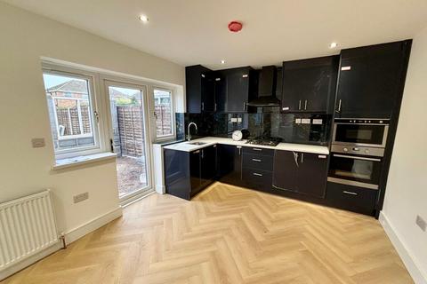 3 bedroom semi-detached house to rent, Brightside Avenue, Staines-upon-Thames, TW18