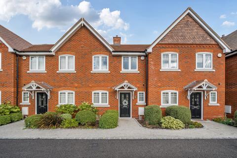 undefined, Hawthorne Close, Byfleet, KT14