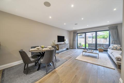 undefined, Hawthorne Close, Byfleet, KT14