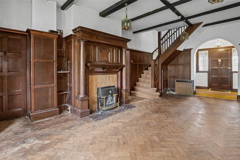 undefined, Garden Close, Hertfordshire WD17