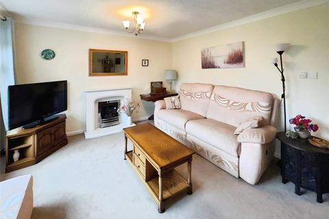 3 bedroom bungalow for sale, Avenue Road, Leicester LE7