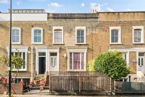 1 bedroom flat for sale, Lausanne Road, London, SE15