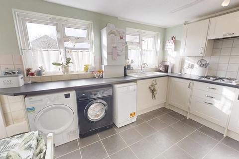 2 bedroom flat for sale, Woolcombe Road, Portland