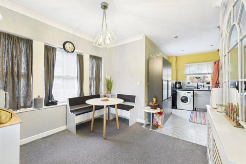 30 The Courtyard, Gloucester, GL1 3PS