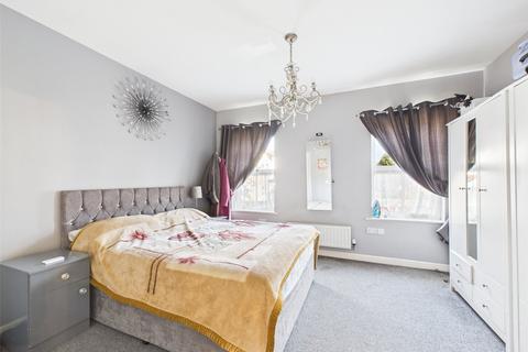 30 The Courtyard, Gloucester, GL1 3PS