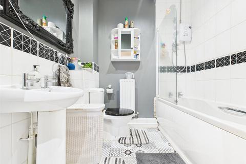 30 The Courtyard, Gloucester, GL1 3PS