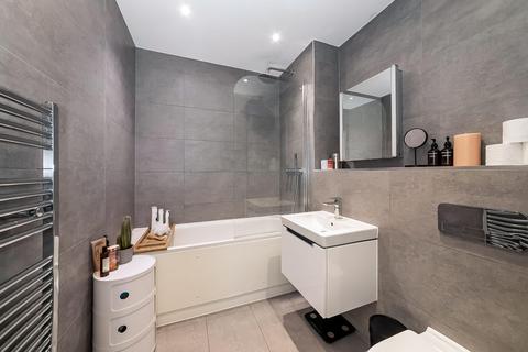 2 bedroom flat for sale, Crystal Palace Road, East Dulwich, London, SE22