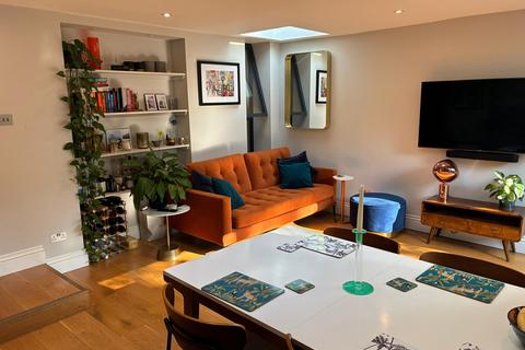2 bedroom flat to rent, Portland Rise, London N4