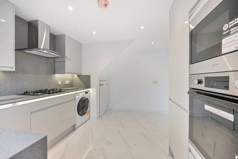 3 bedroom detached house for sale, Cookham Road, Maidenhead, SL6